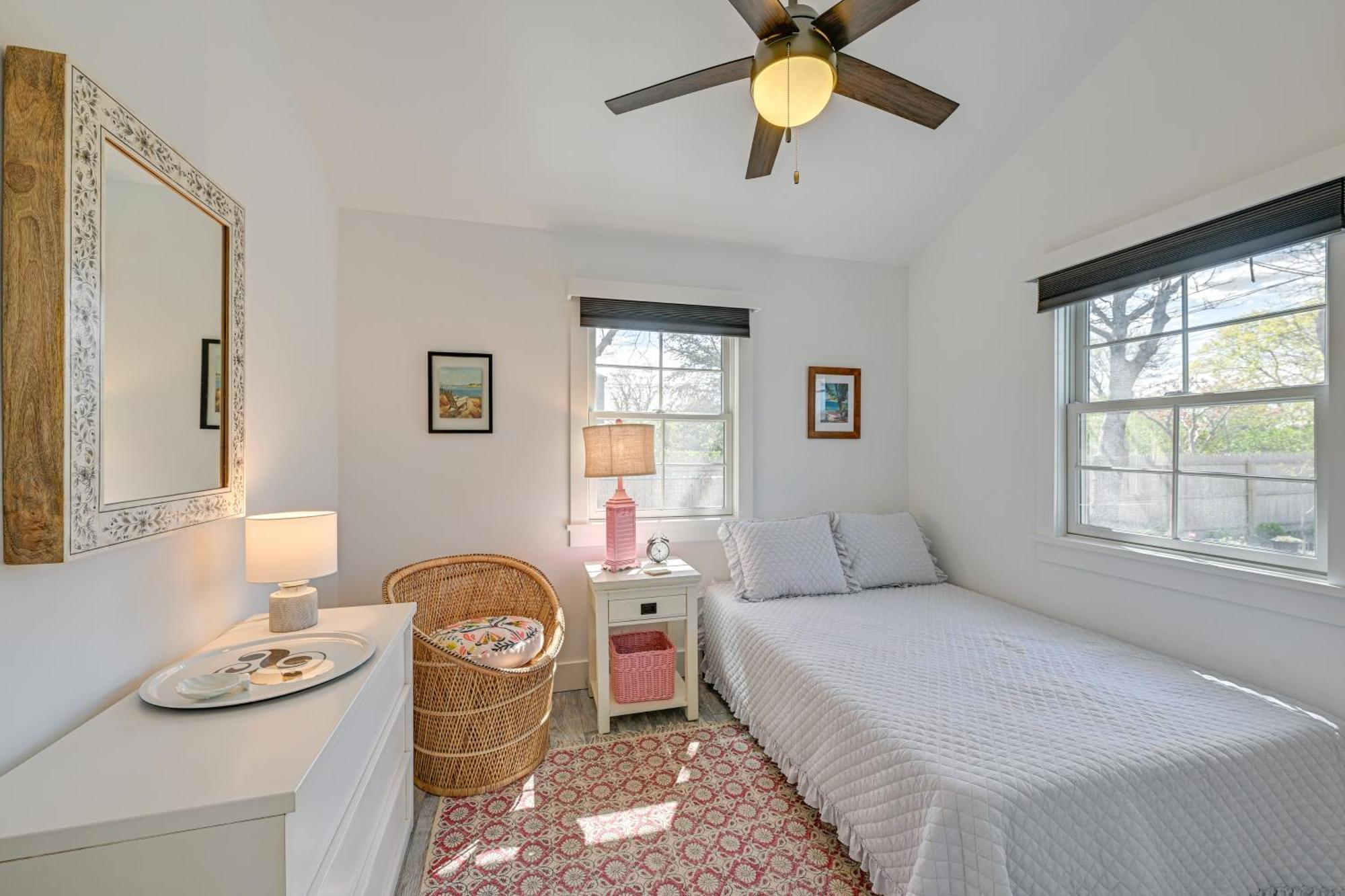 Distinctive Hamptons Home With Pool Near Bay, Ocean Hampton Bays Ngoại thất bức ảnh