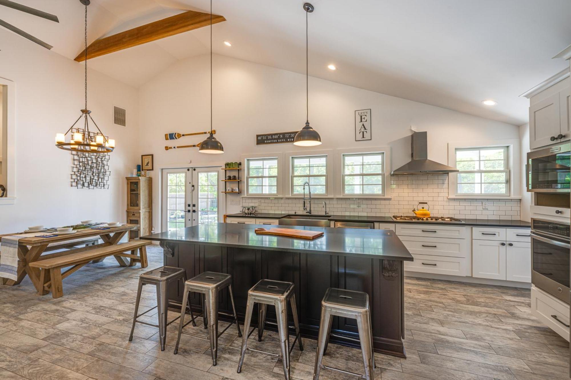 Distinctive Hamptons Home With Pool Near Bay, Ocean Hampton Bays Ngoại thất bức ảnh