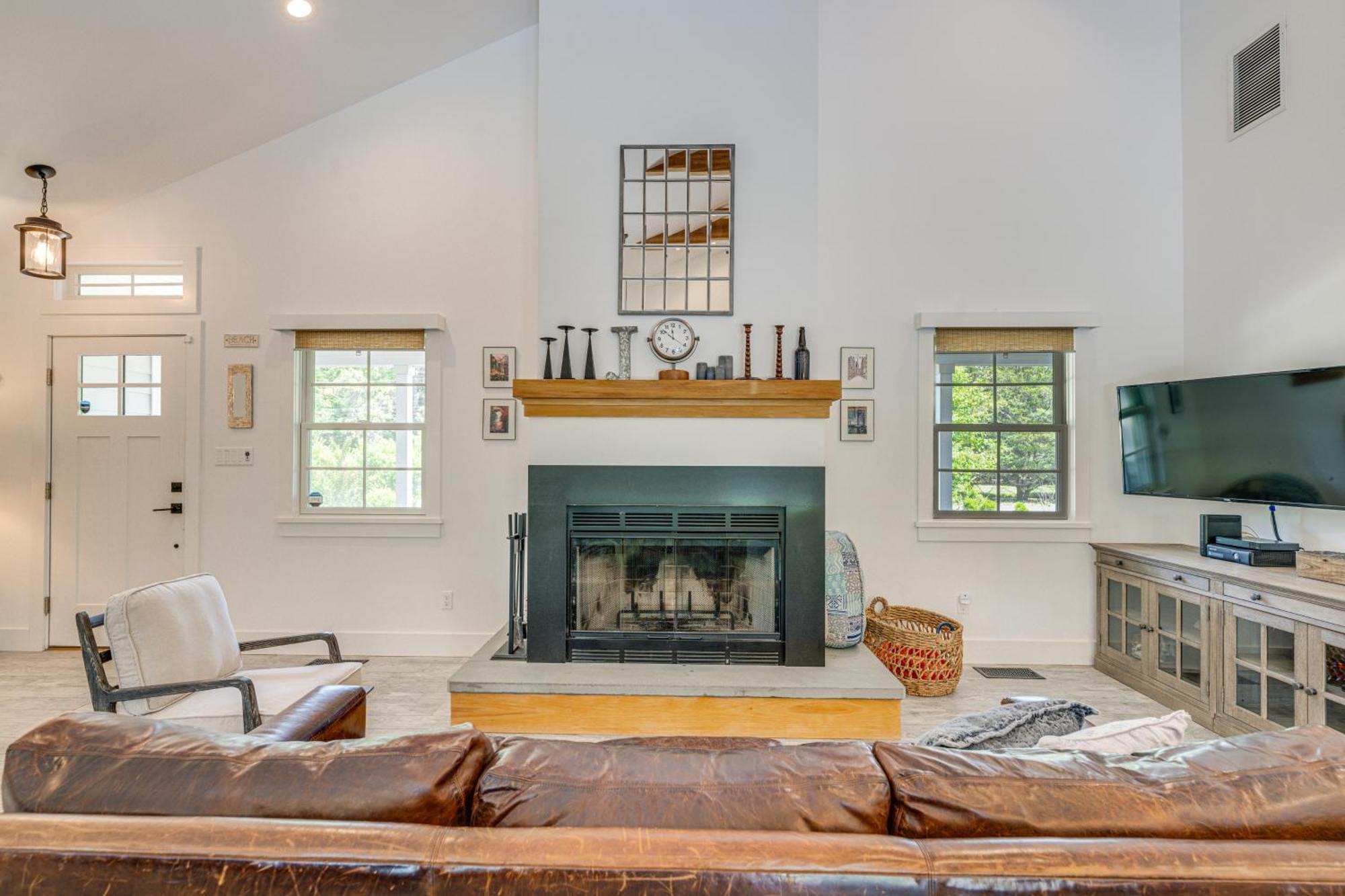 Distinctive Hamptons Home With Pool Near Bay, Ocean Hampton Bays Ngoại thất bức ảnh