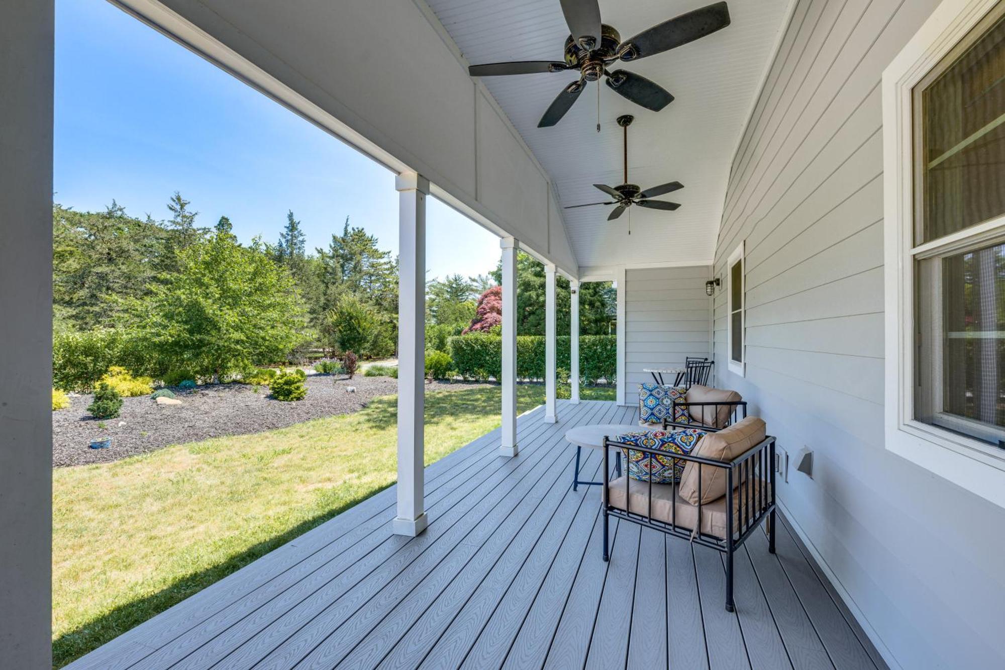 Distinctive Hamptons Home With Pool Near Bay, Ocean Hampton Bays Ngoại thất bức ảnh