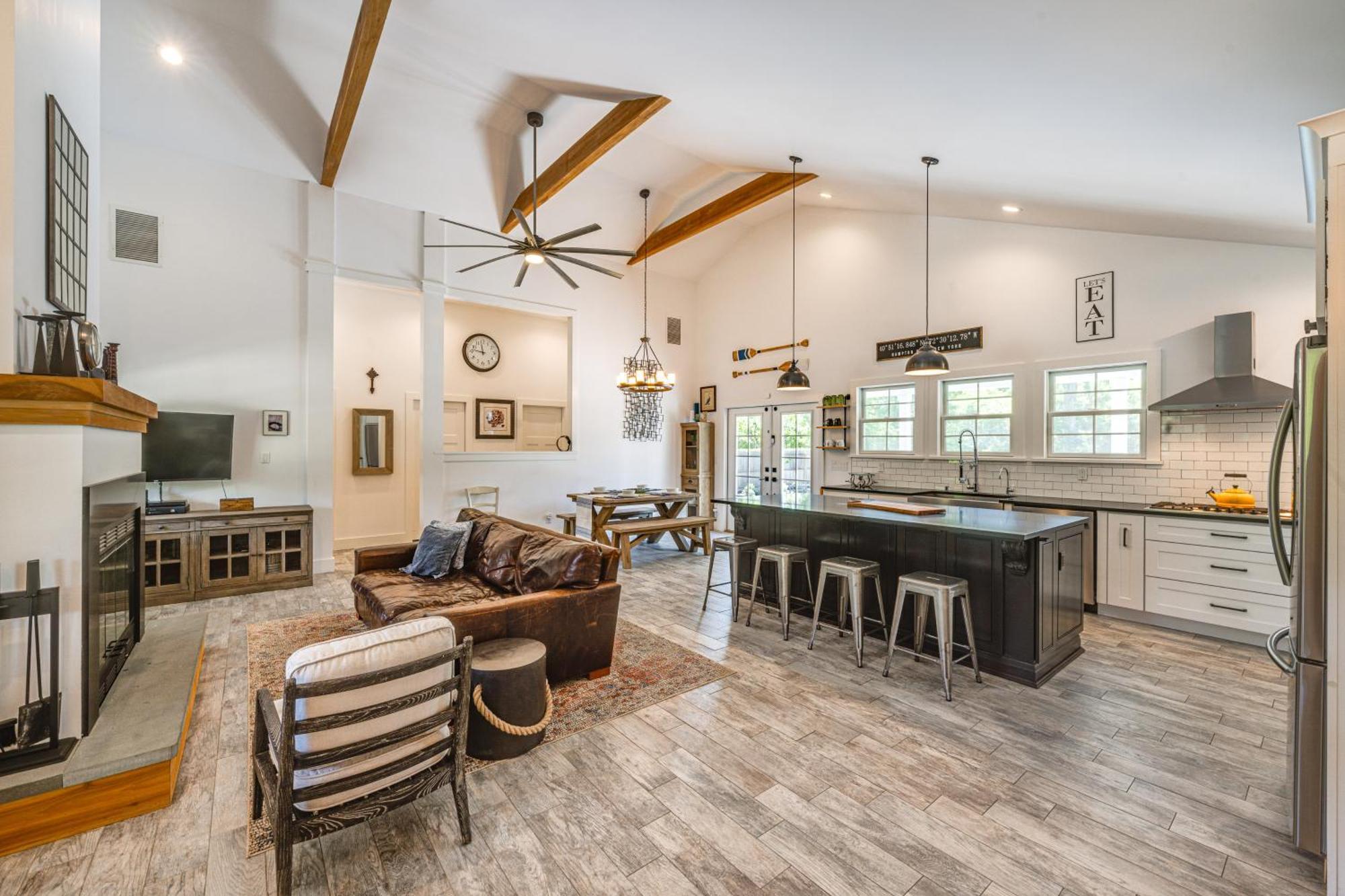 Distinctive Hamptons Home With Pool Near Bay, Ocean Hampton Bays Ngoại thất bức ảnh